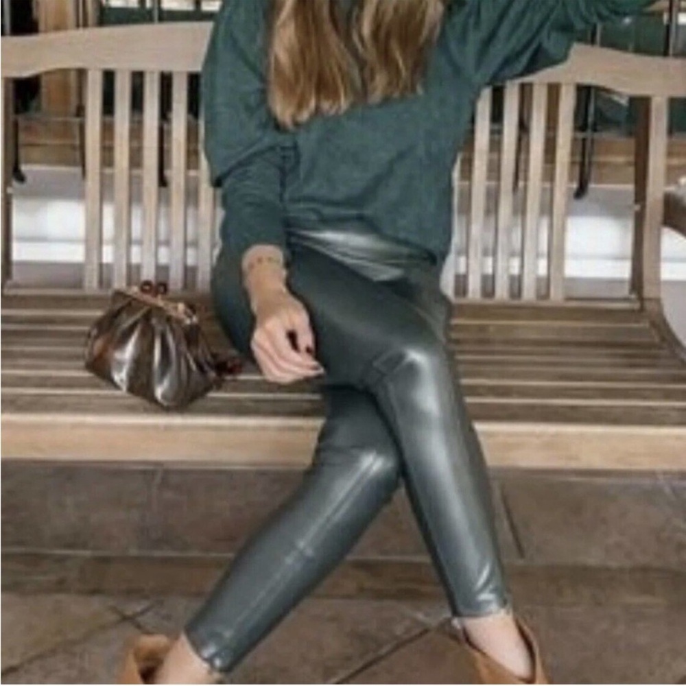 NWT Zara Green faux leather high rise legging
Blogger's favorite - Picture 6 of 8